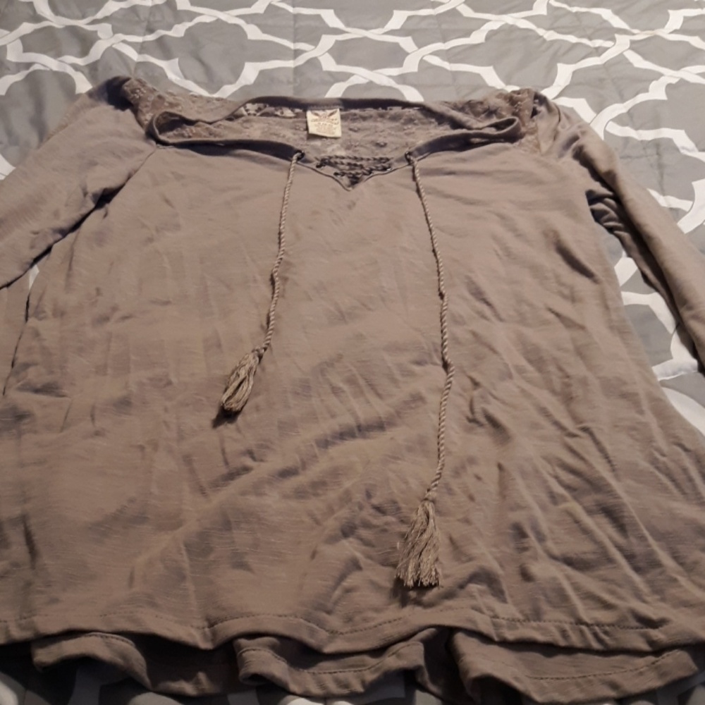 Long sleeve shirt